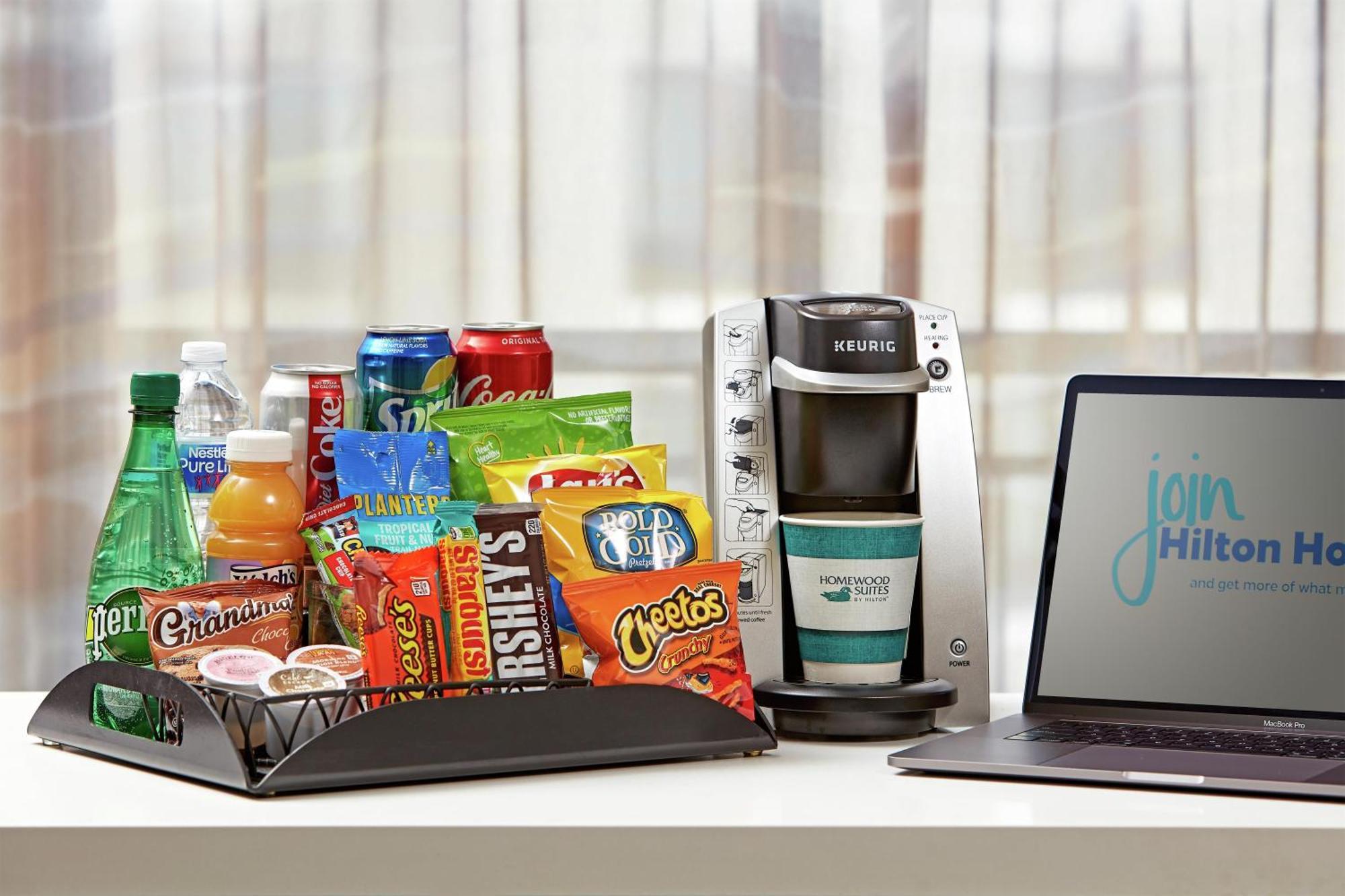 Premium One-Bedroom King Suite - Non-Smoking,1758296414:JPEG