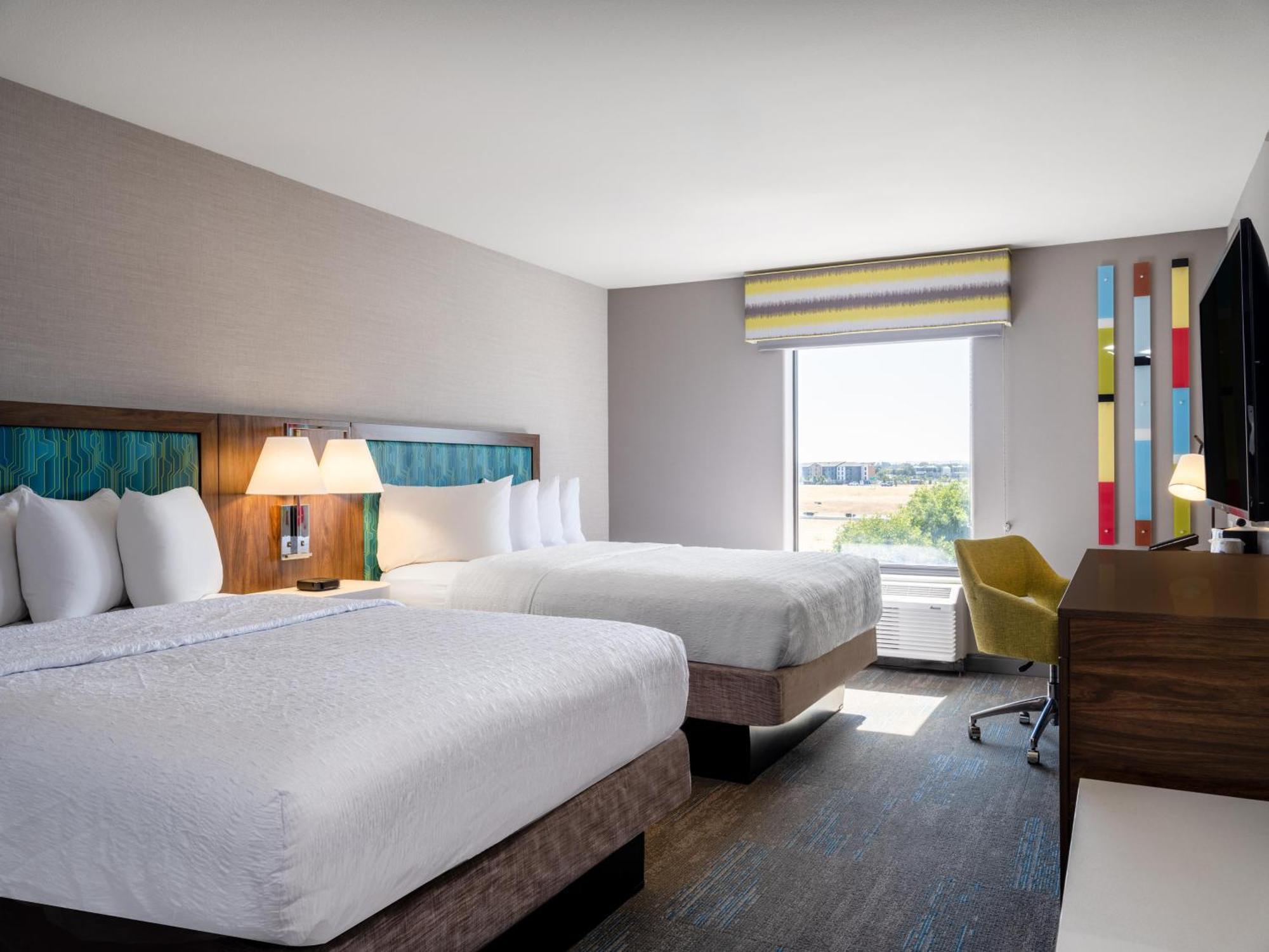 Room with Two Queen Beds - Non-Smoking,1758309940:JPEG