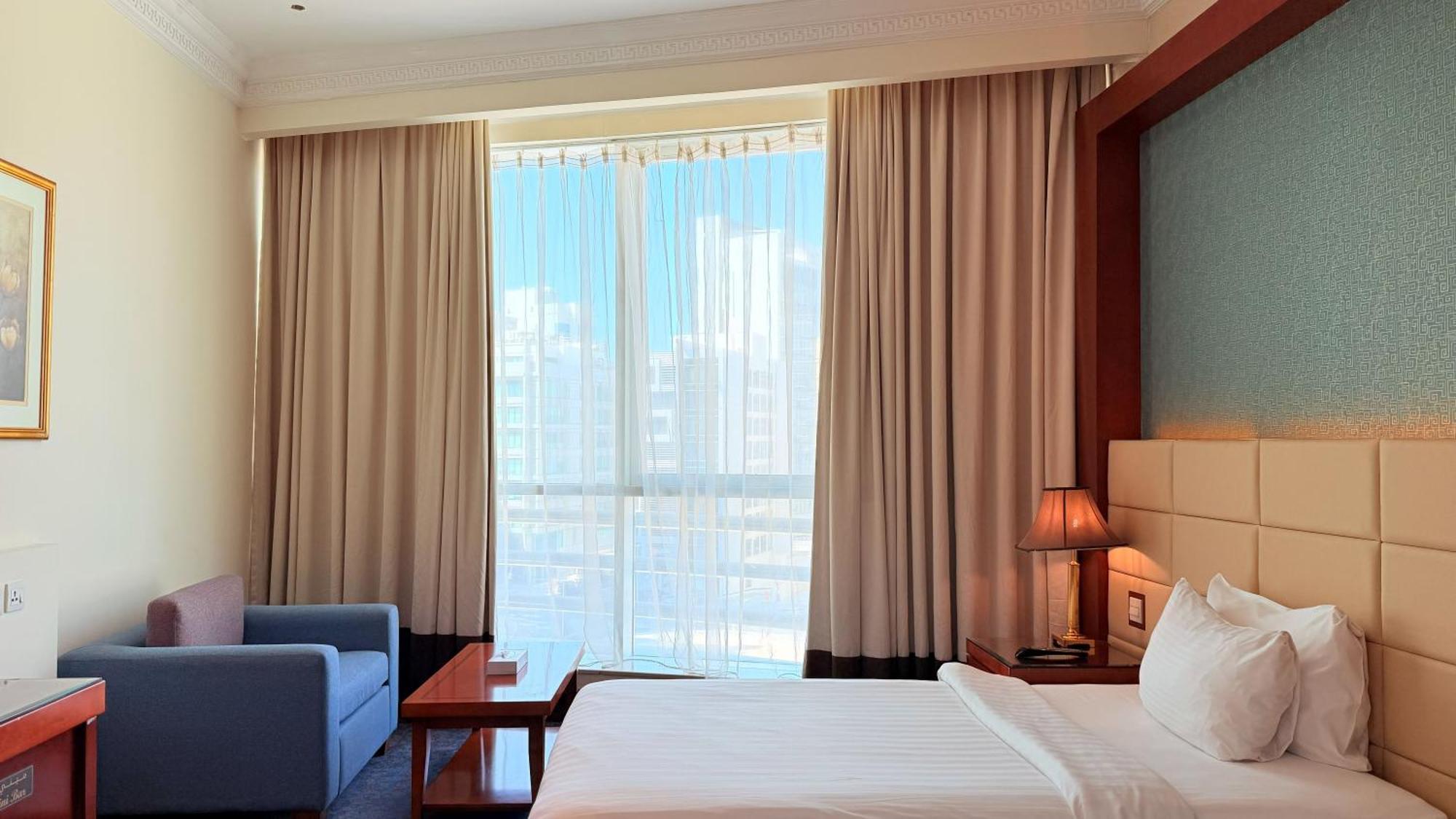 Superior Twin,1758552454:JPEG