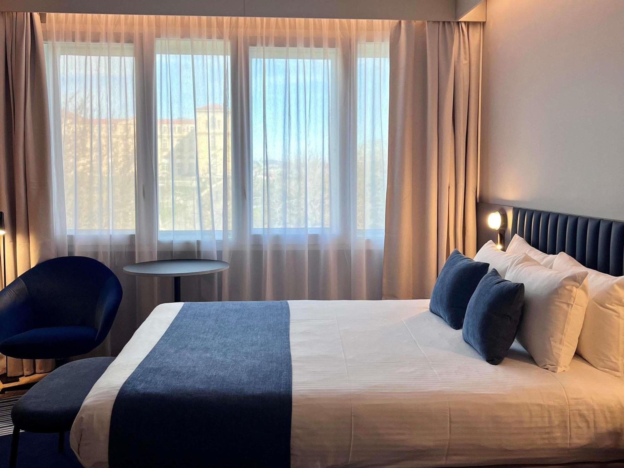 Premium Double Room,1765144020:JPEG