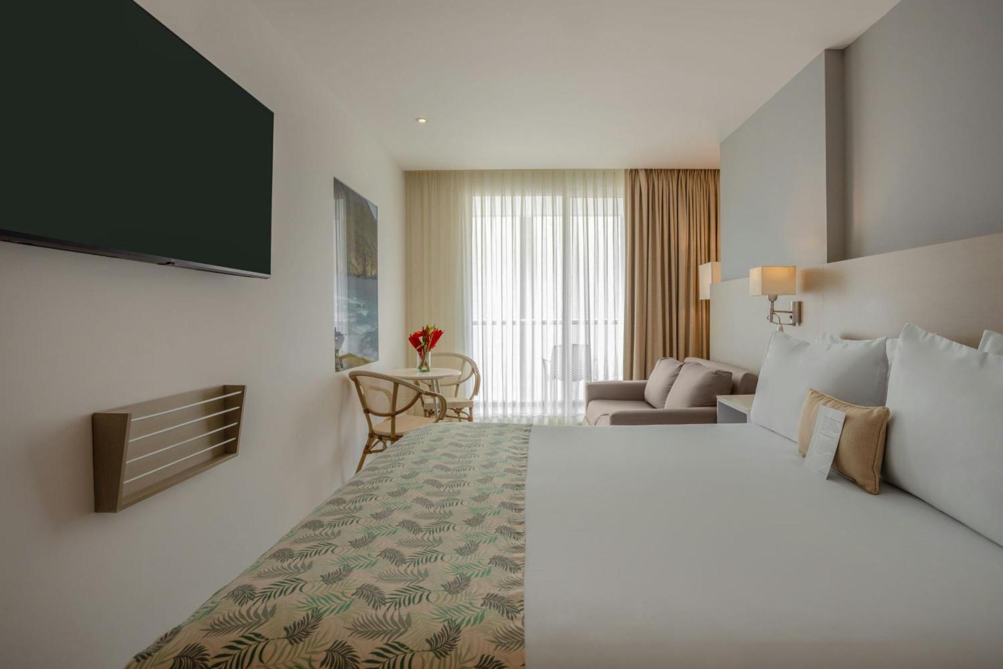 Superior Queen Room with Sofa Bed,1765388530:JPEG