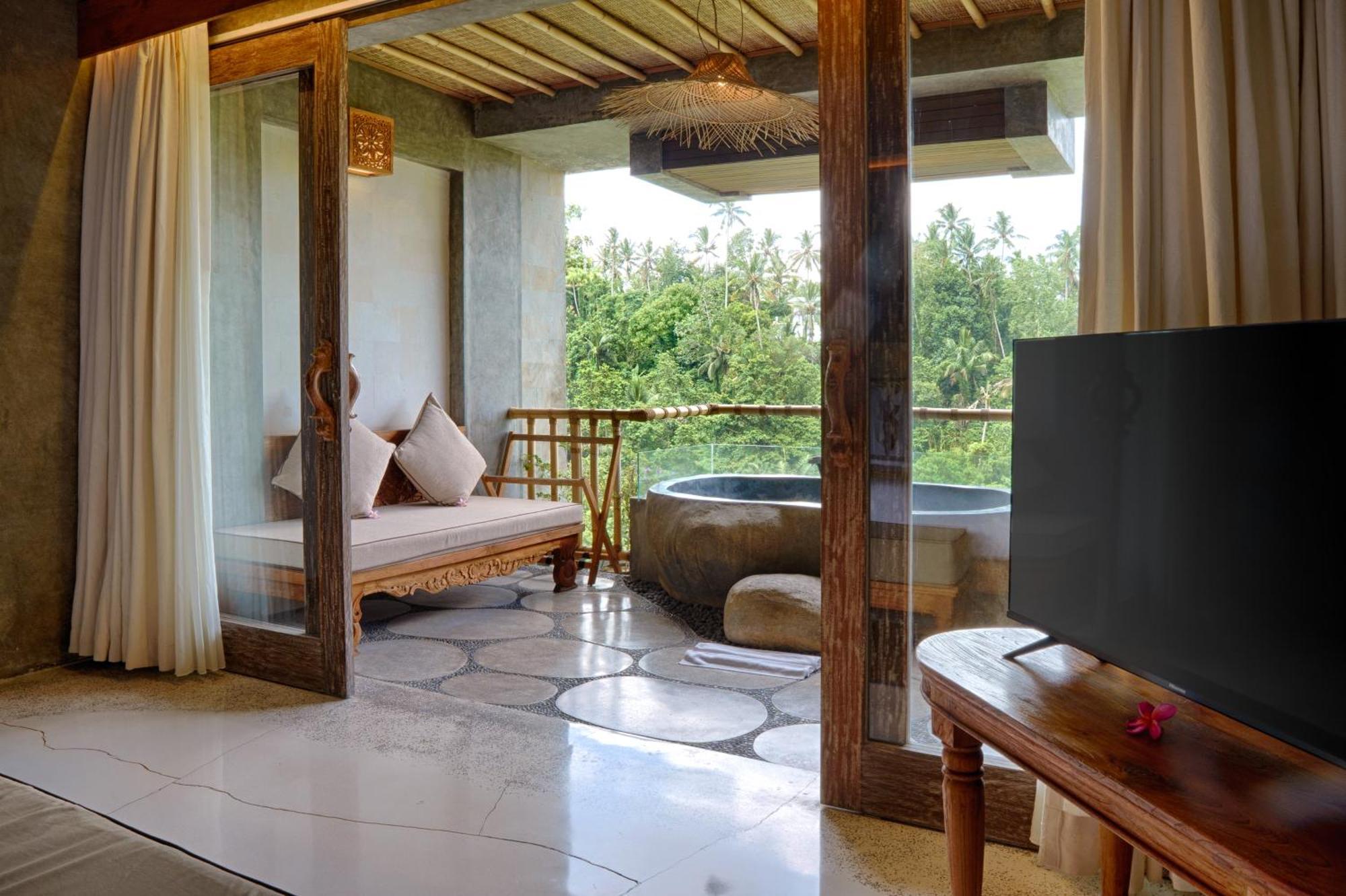 Honeymoon Package at Suite Double Room with Valley View