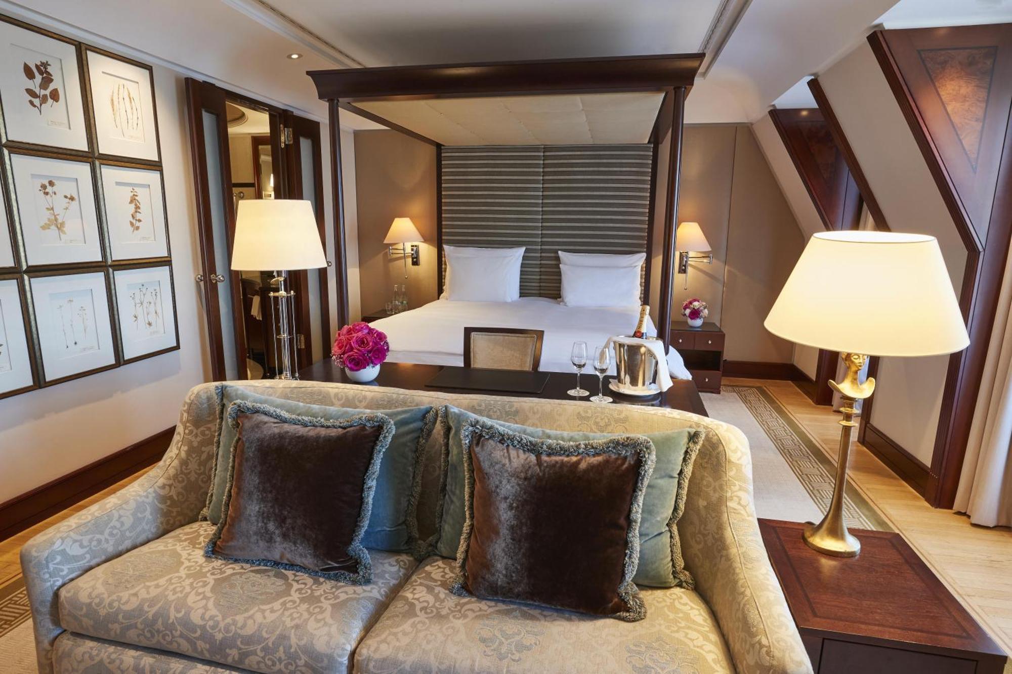 Junior Suite Brandenburg Gate