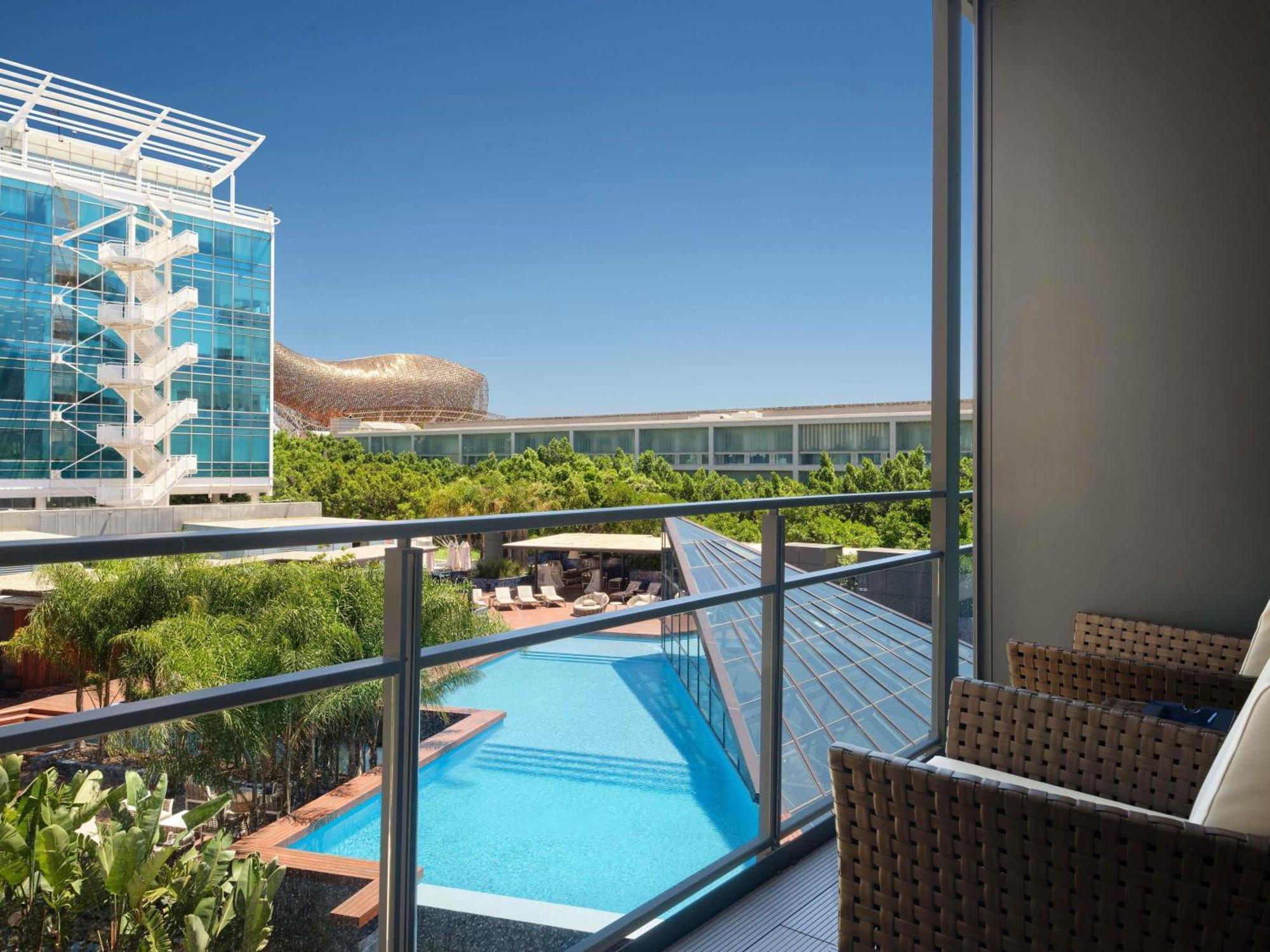Luxury Double Room Balcony Garden View