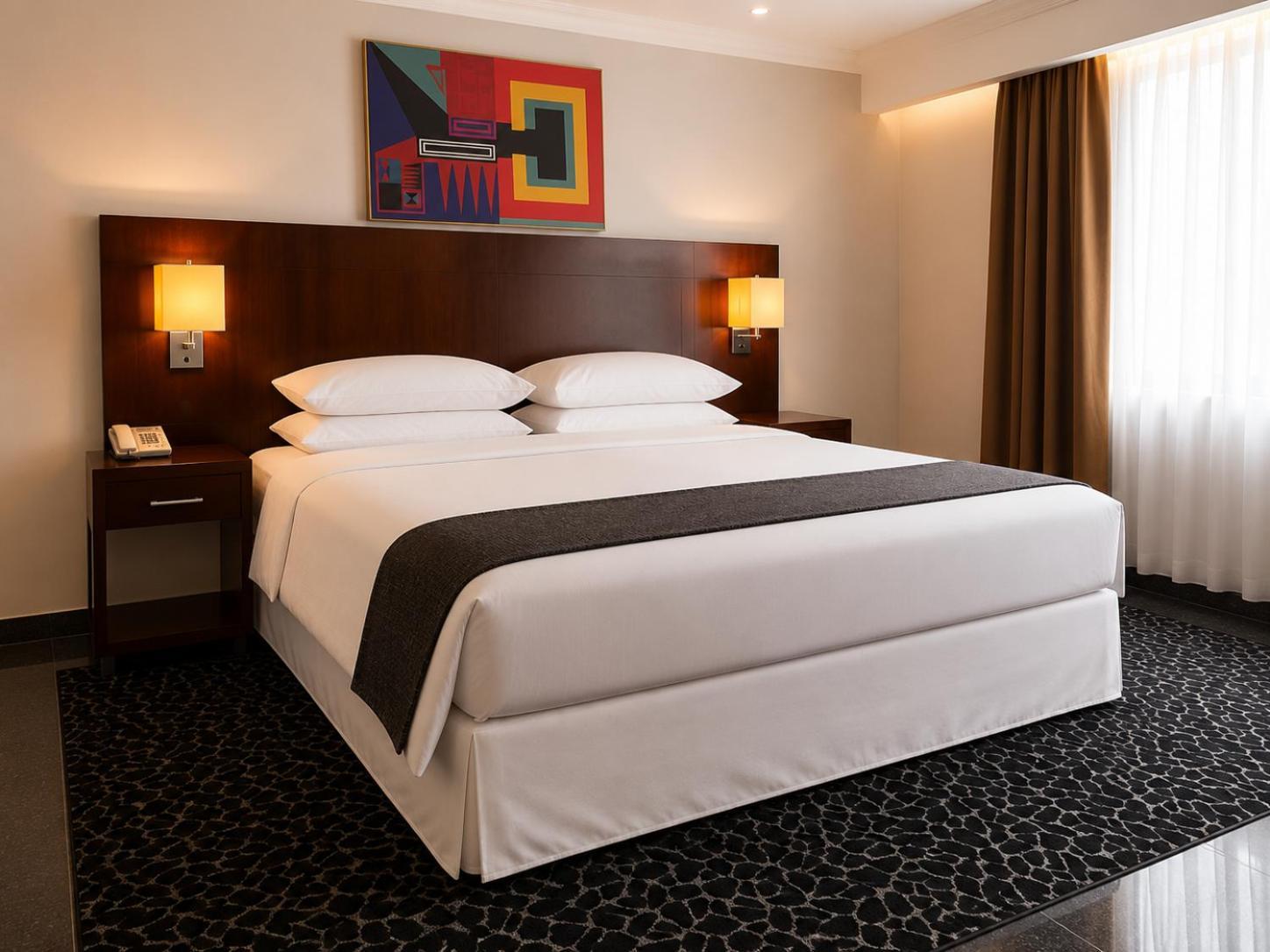 Superior King Room no view