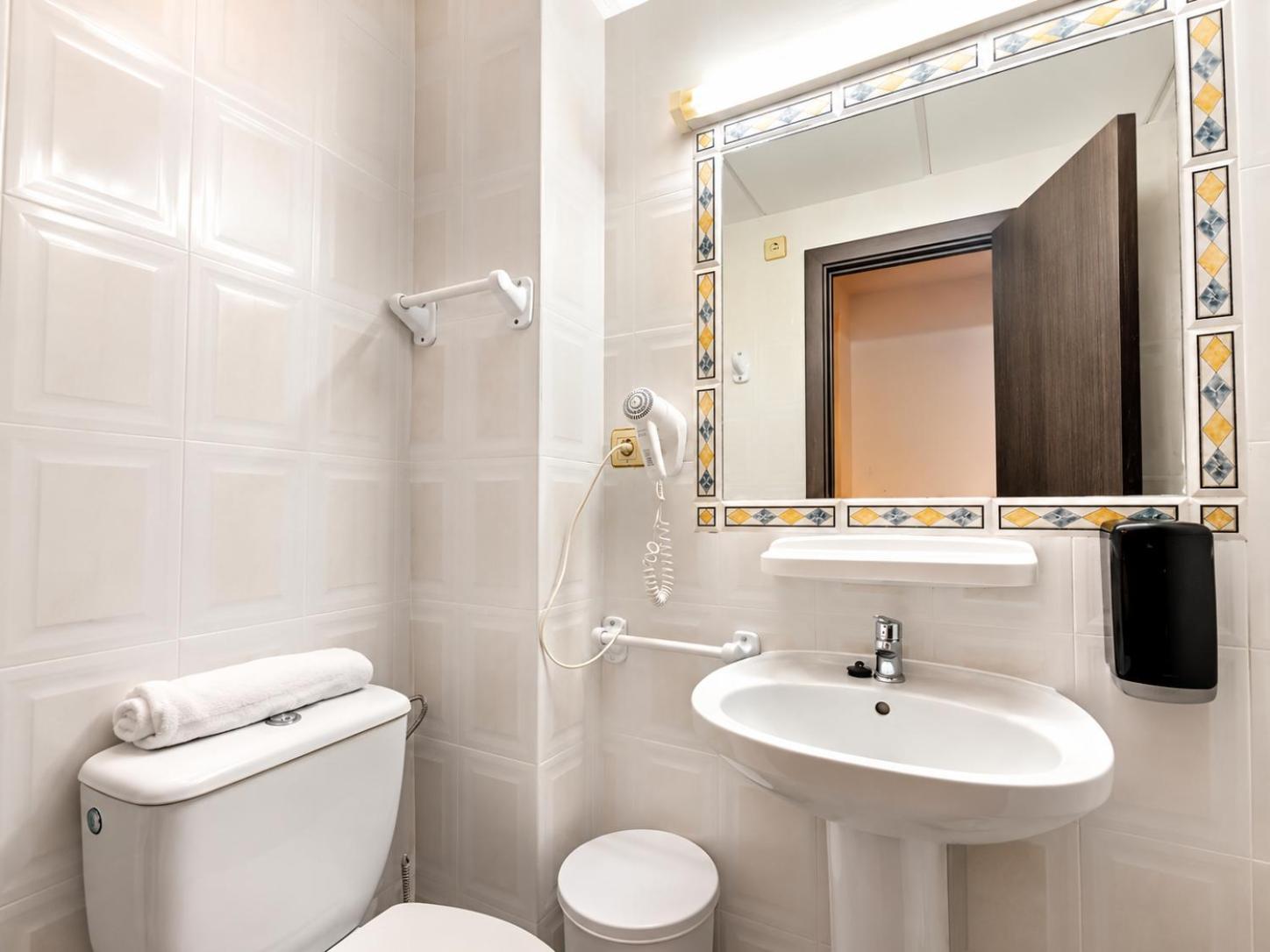 Double or Twin Room Terrace