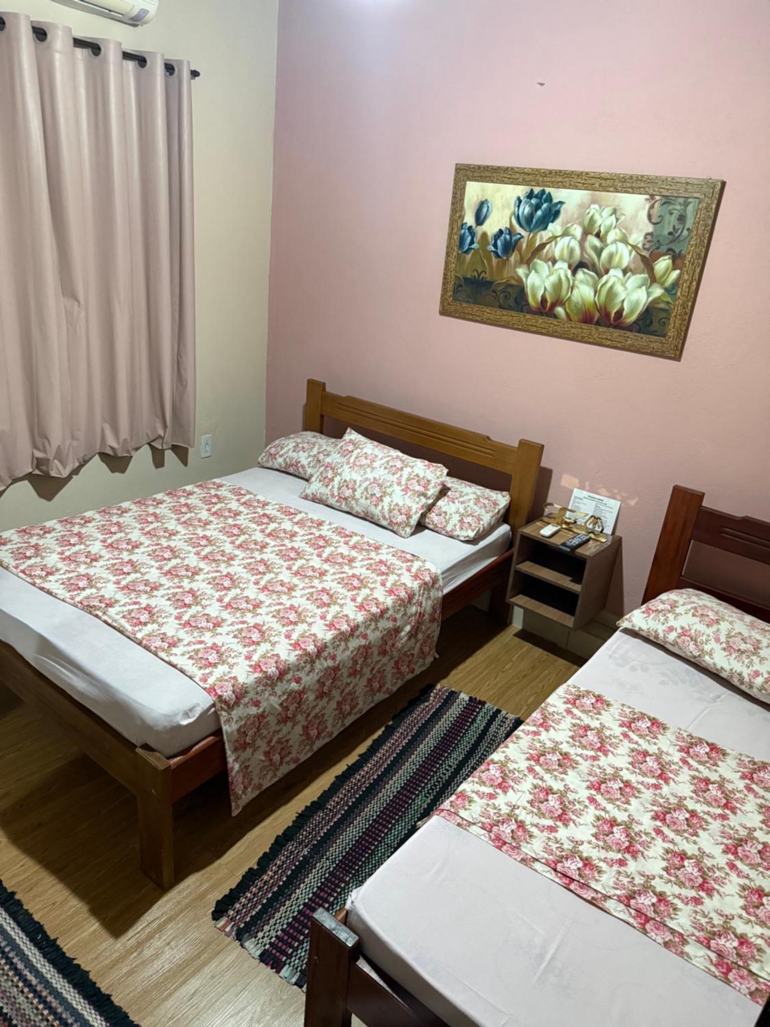 Quarto Triplo Básico