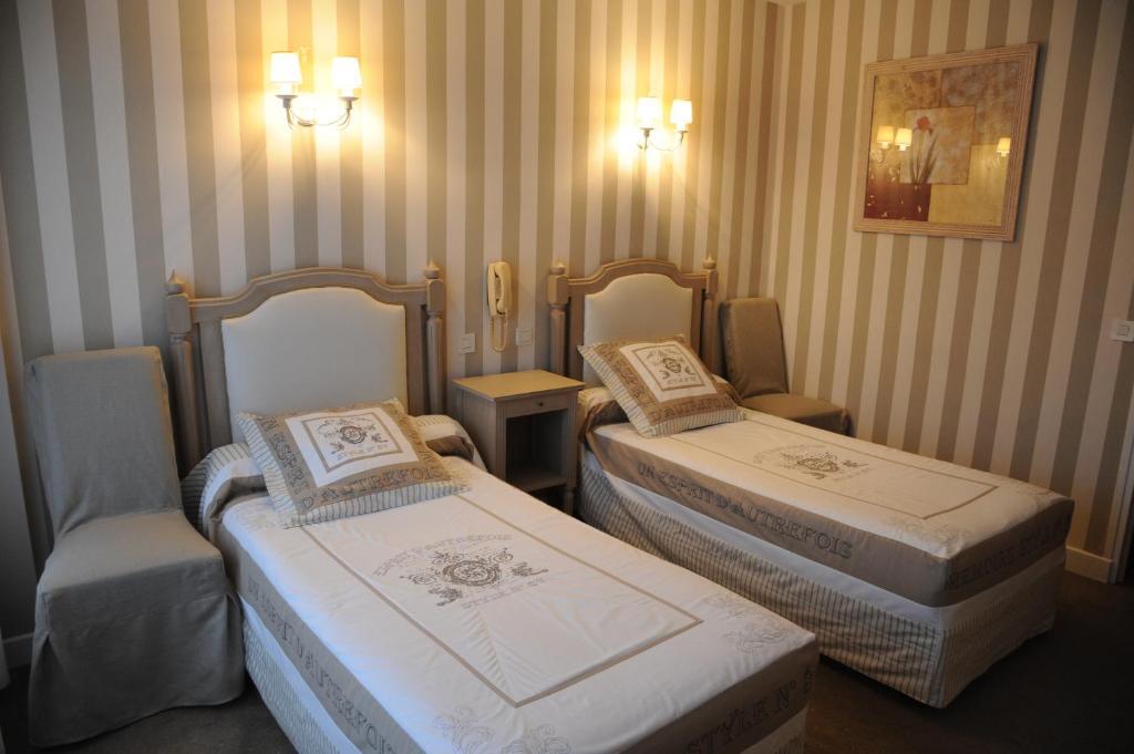 Twin Room with Terrace - 1st floor accessible by stairs only