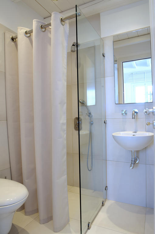 One-Bedroom Suite,1214859106:JPEG
