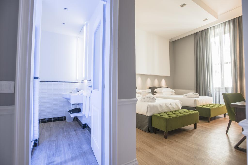 Habitación Superior con 2 camas individuales y acceso al spa