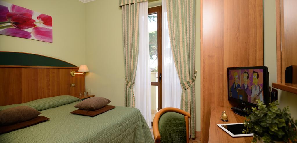 Habitación Doble Pequeña