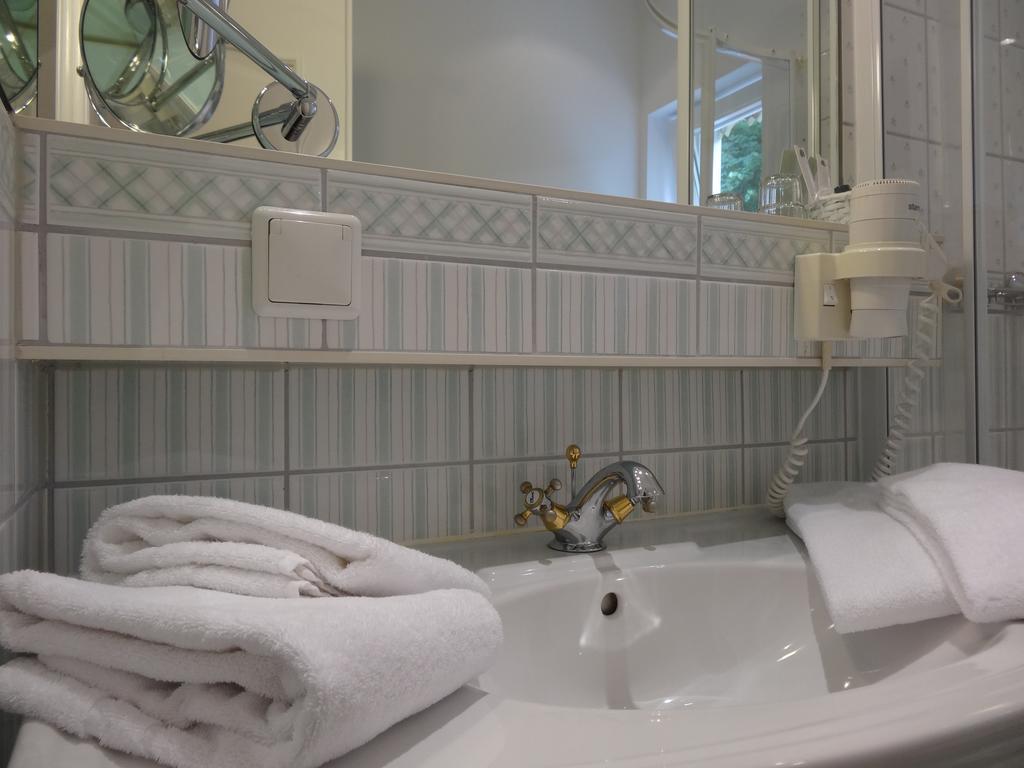 Twin Room,1116191598:JPEG