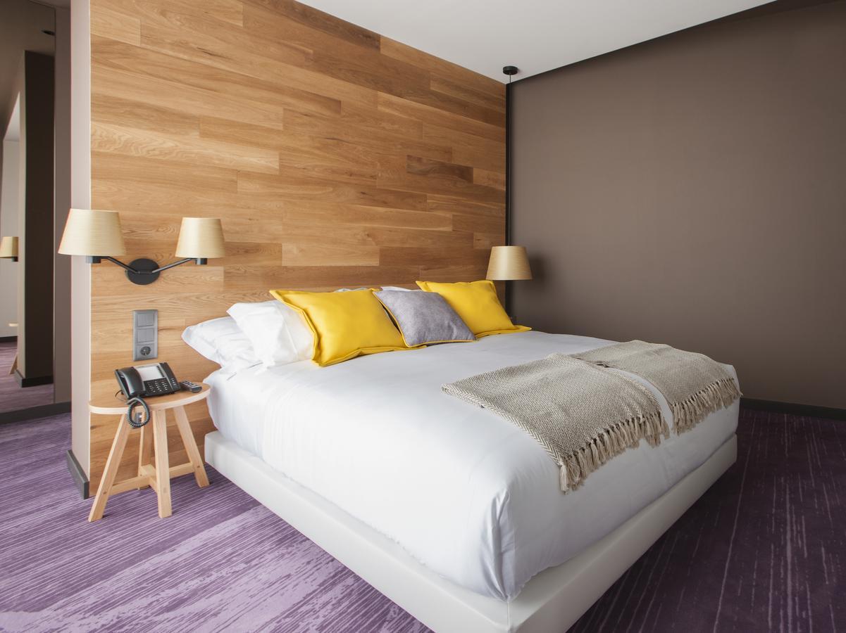 Suite Queen Deluxe com Varanda