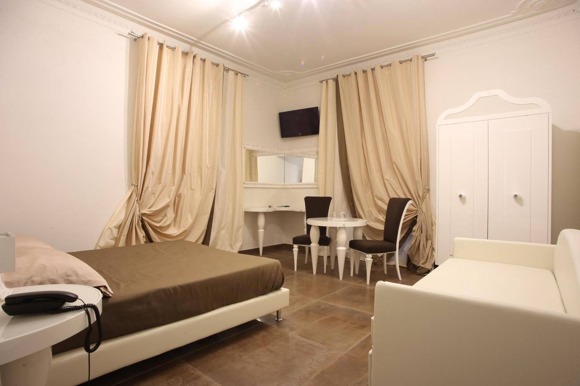 Junior Suite Spa Bath