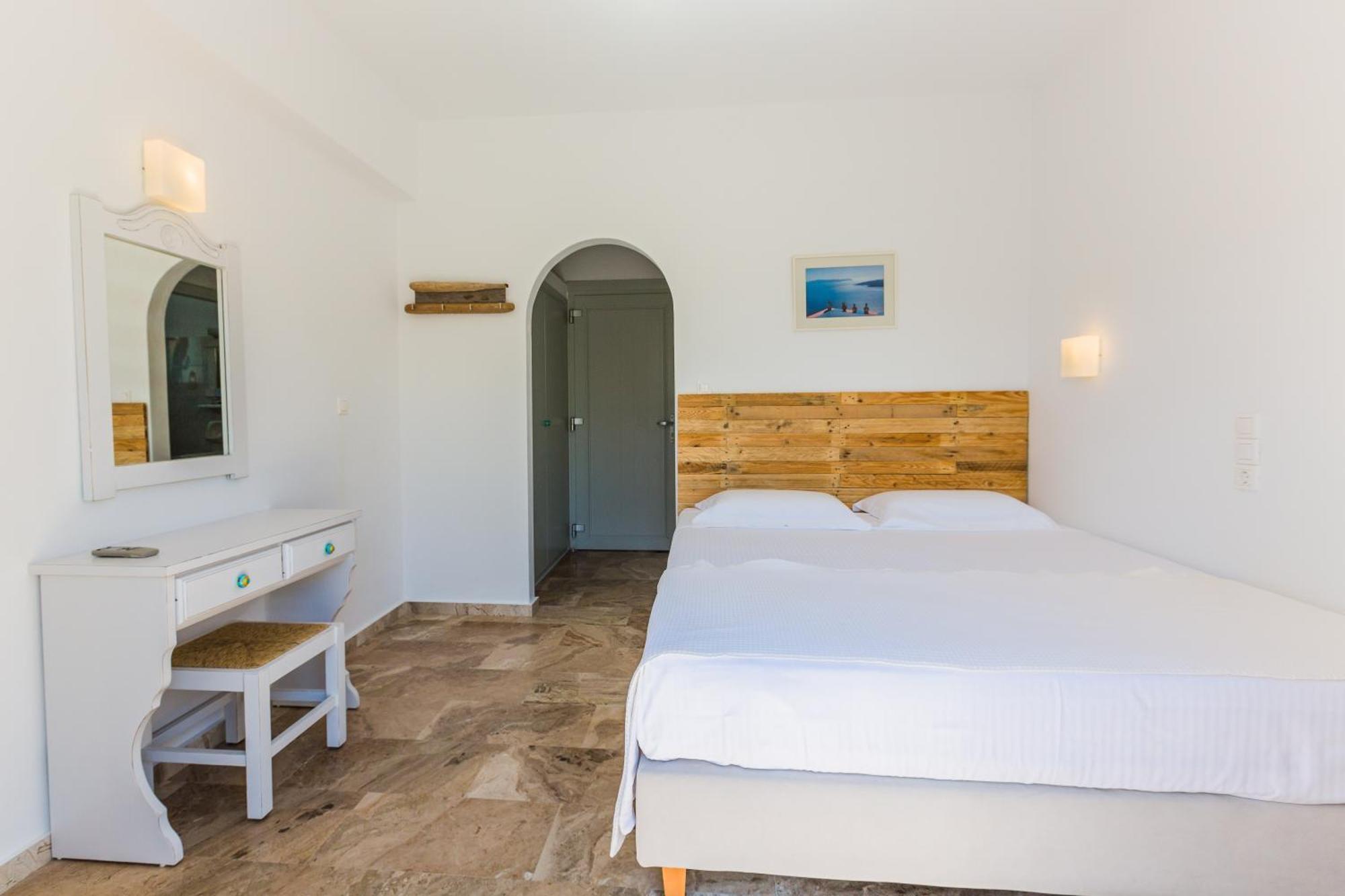 Double or Twin Room Balcony