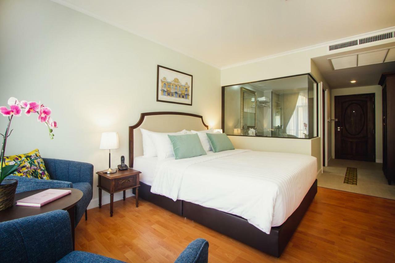 Deluxe Double or Twin Room,819090680:JPEG