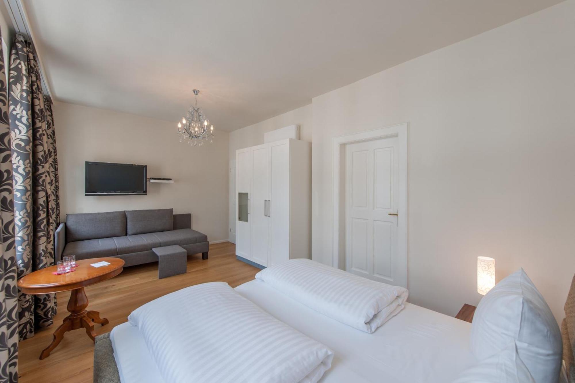 Double Room Residence Annex,184837041:JPEG