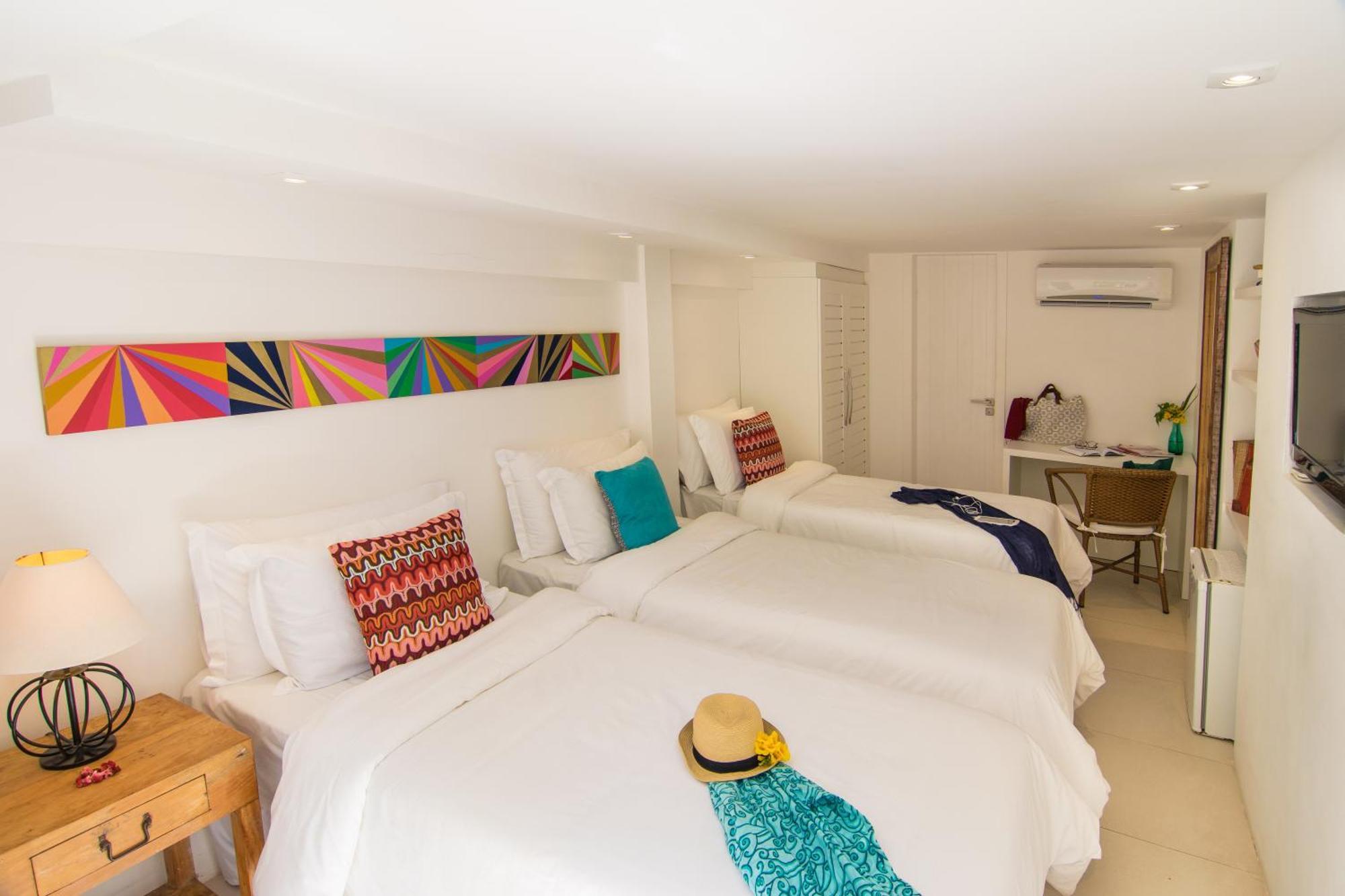 Quarto Standard com cama de casal ou 2 de Solteiro
