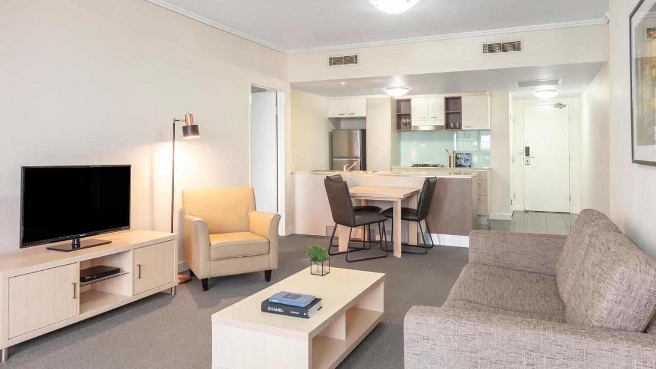 Two-Bedroom Apartment,963401788:JPEG