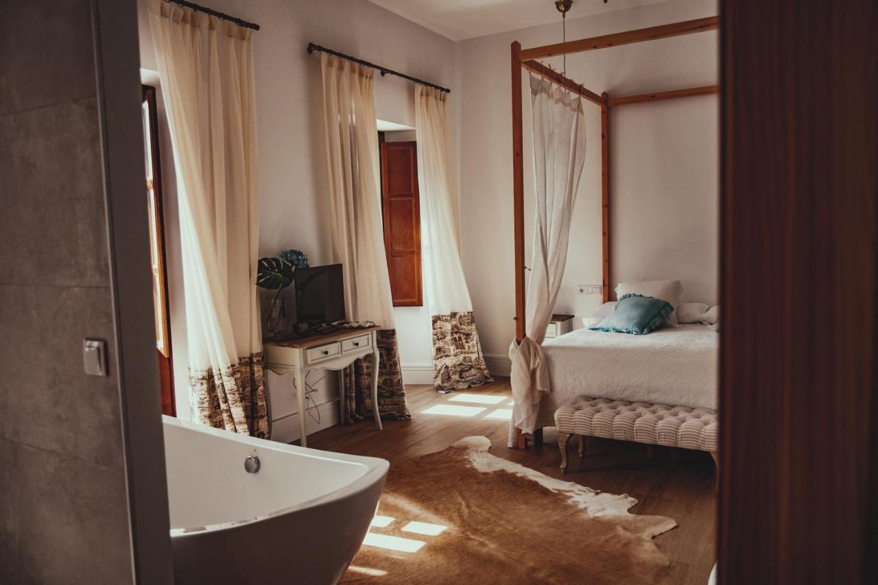 Deluxe Room,970035961:JPEG