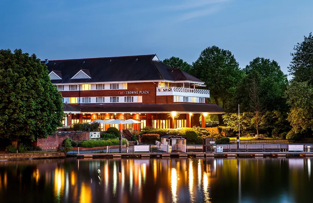 Crowne Plaza Reading-1