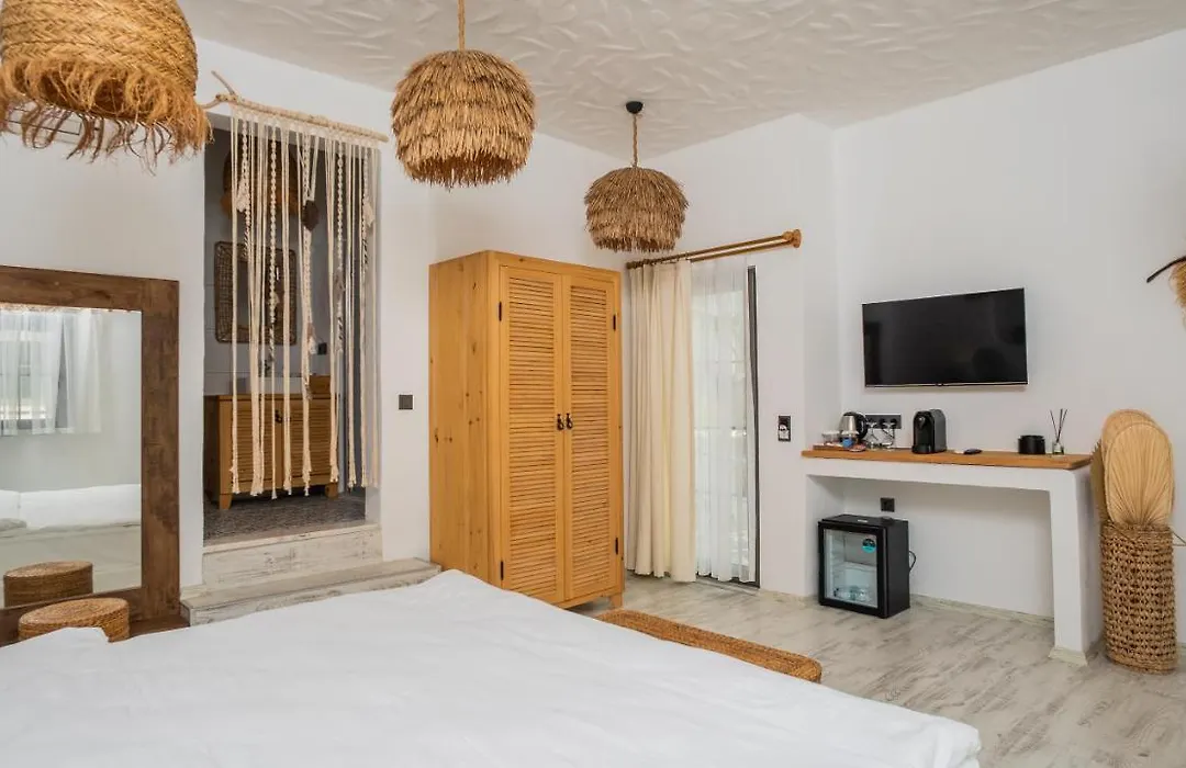 Salonika Suites-1