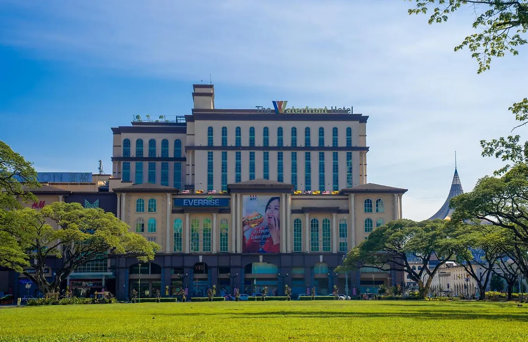 The Waterfront Hotel Kuching-1