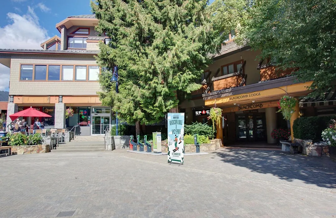 Blackcomb Lodge-1