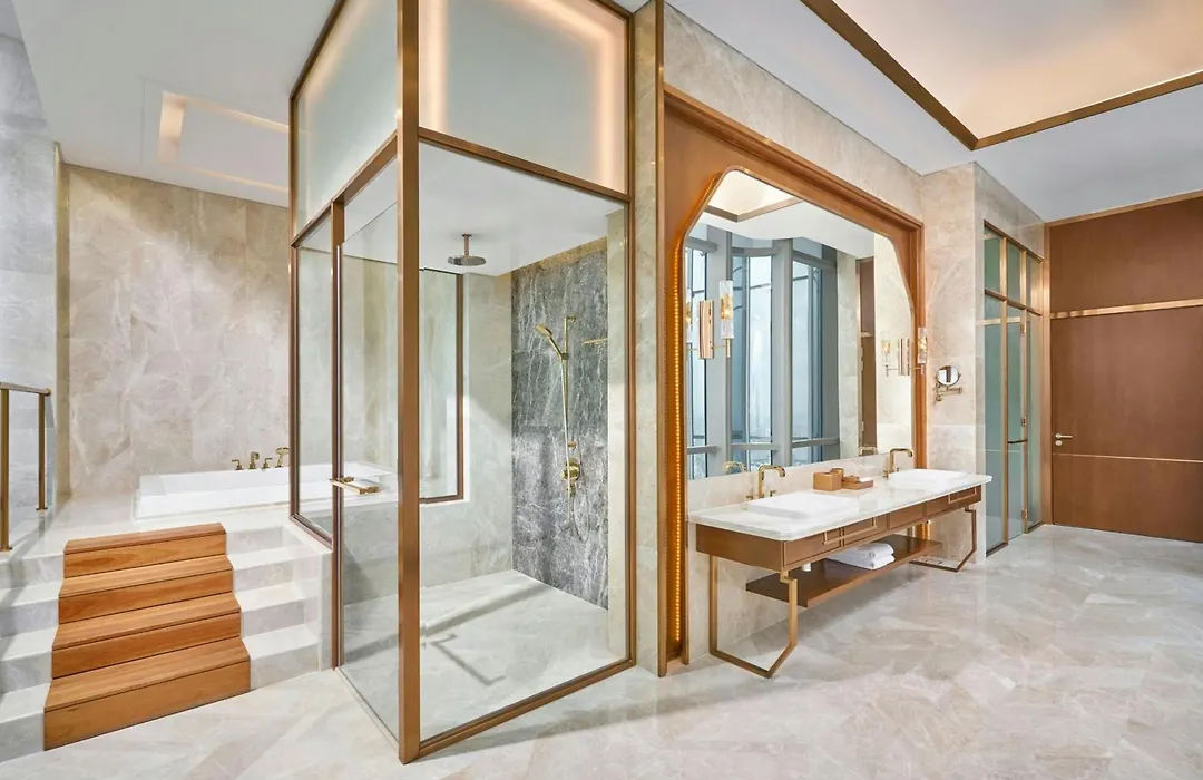 Vinpearl Landmark 81, Autograph Collection-1