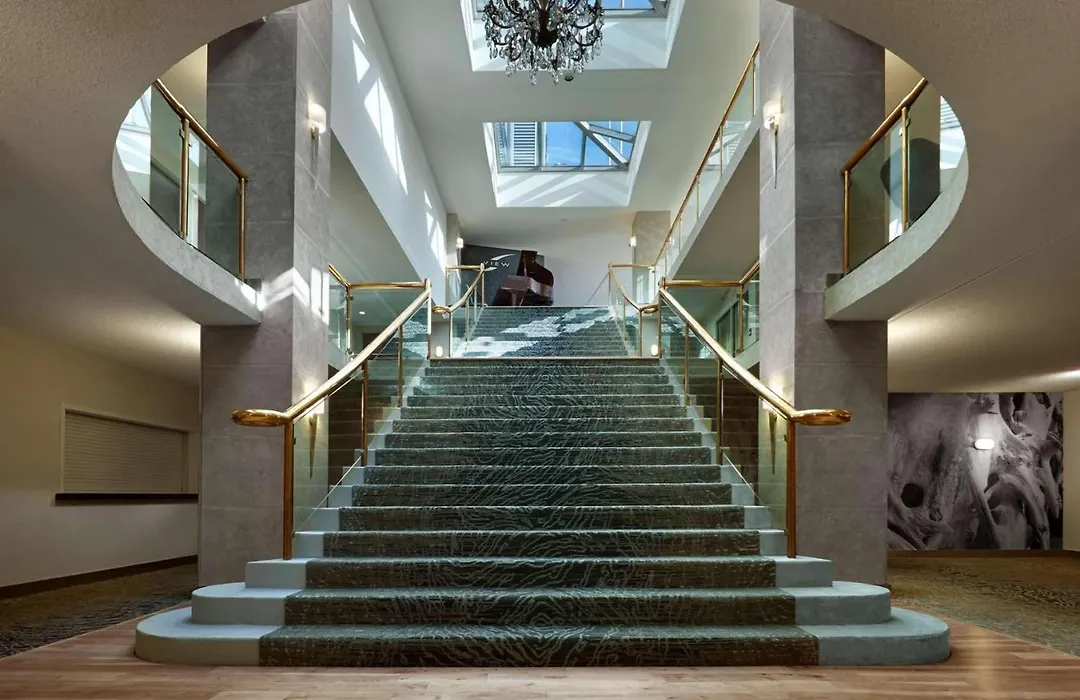 Radisson Blu Toronto Downtown-1