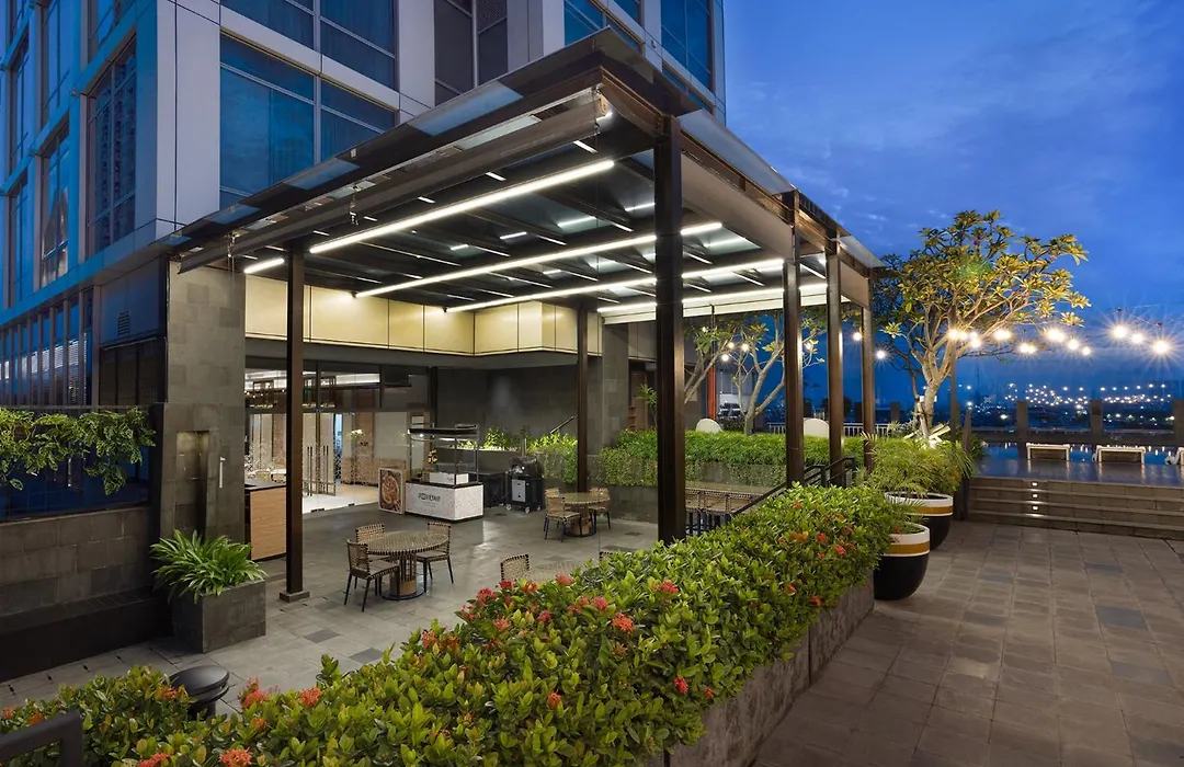 Hilton Garden Inn Jakarta Taman Palem-1