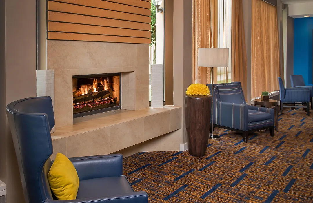 Courtyard By Marriott Annapolis-1
