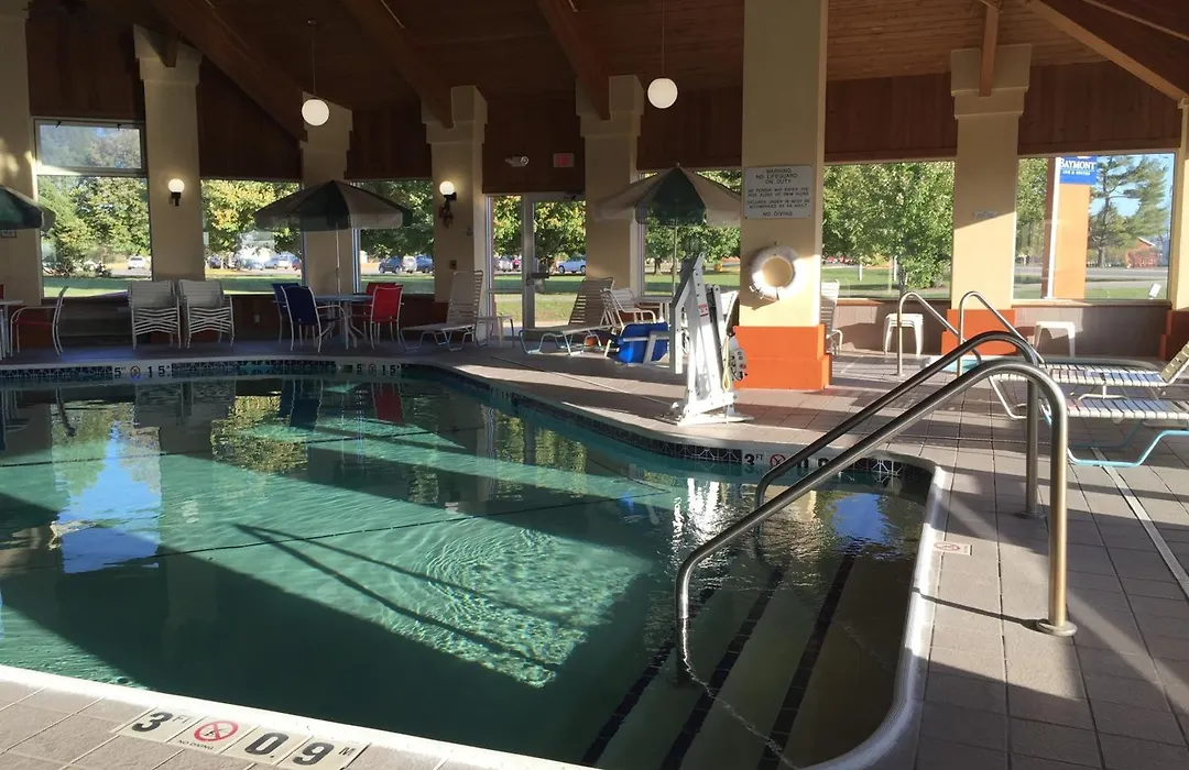Baymont By Wyndham Pella-1