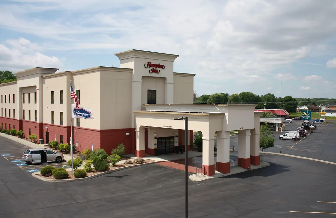 Hampton Inn Geneseo-1