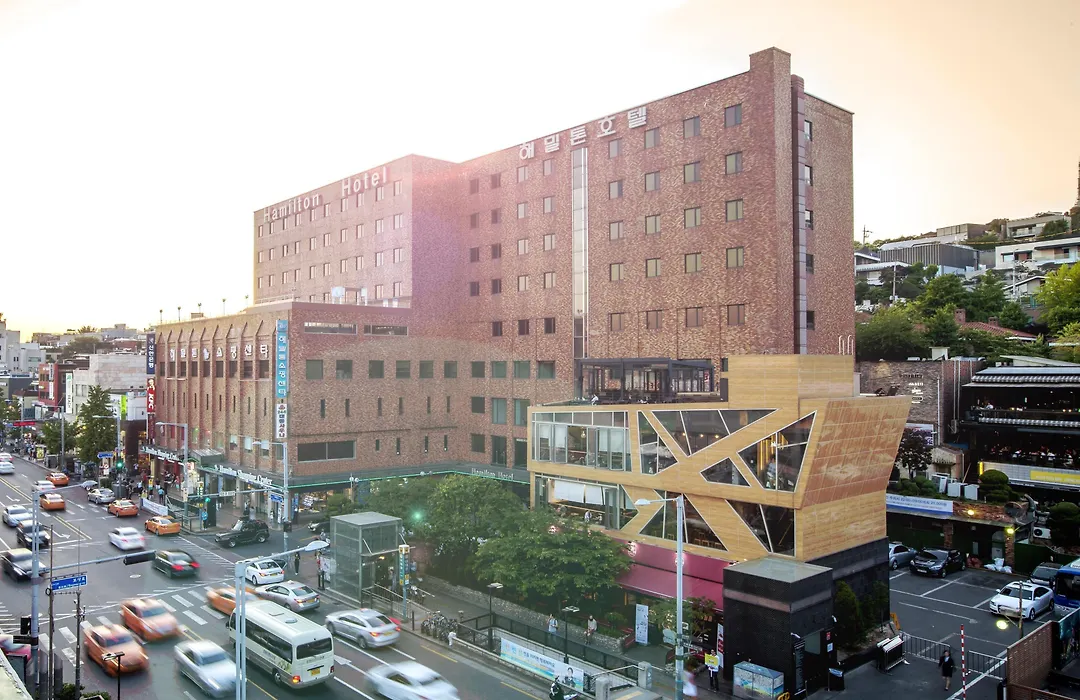 Hamilton Hotel-1