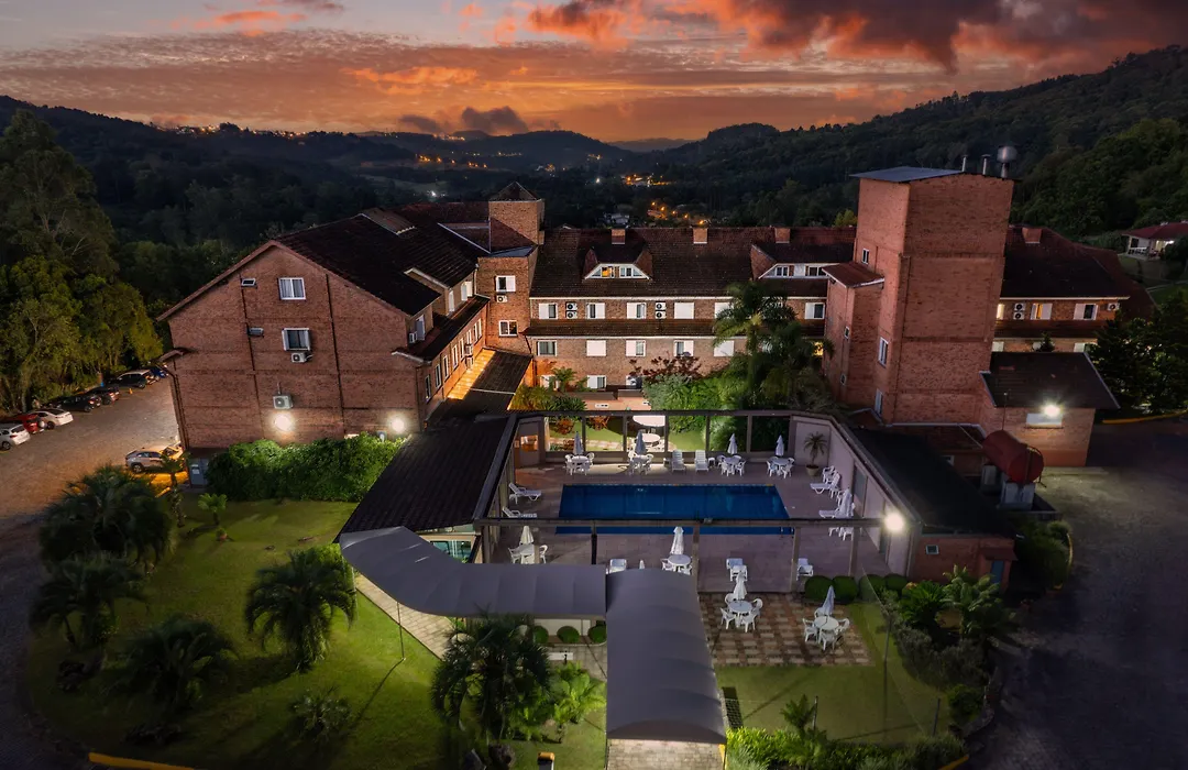 Farina Park Hotel-1