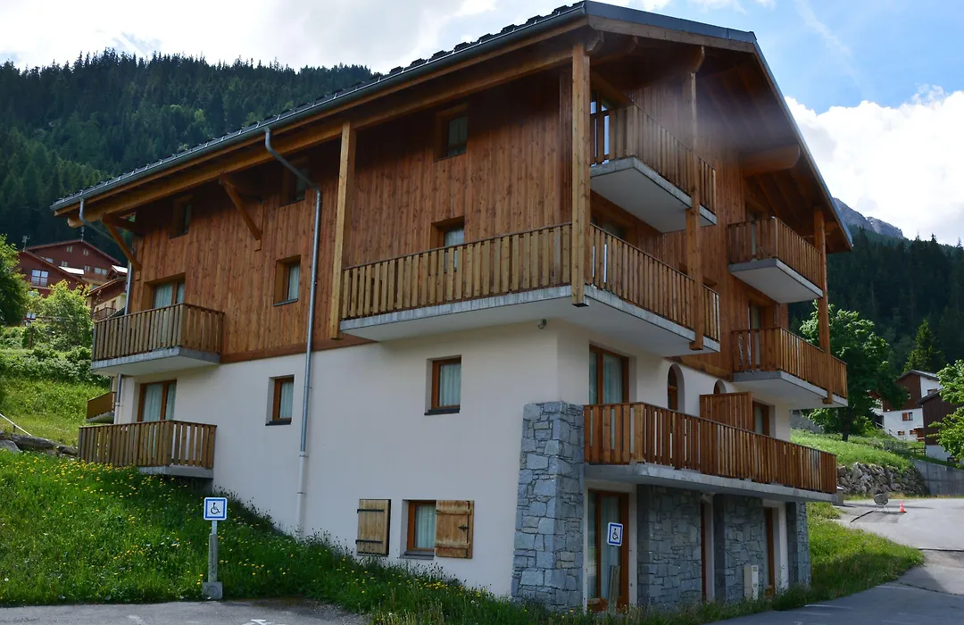 Vacancéole - Résidence Les Chalets de la Ramoure-1
