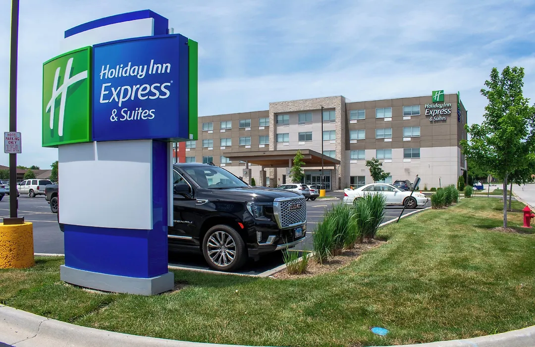 Holiday Inn Express & Suites - Yorkville By Ihg-1
