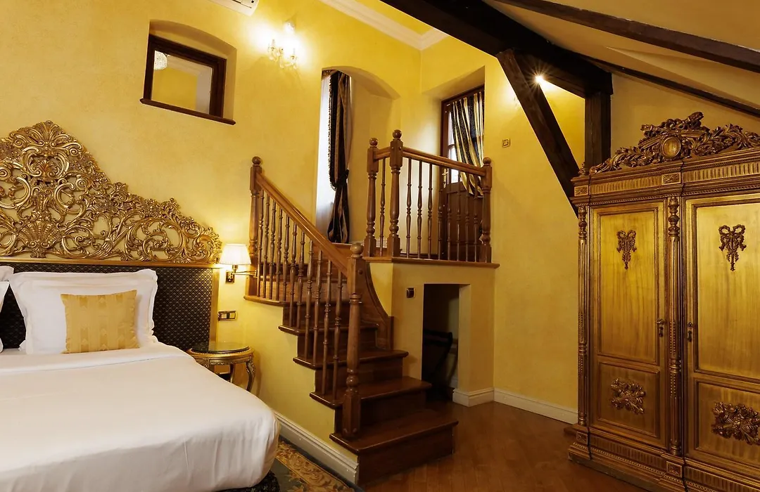 Alchymist Grand Hotel And Spa-1