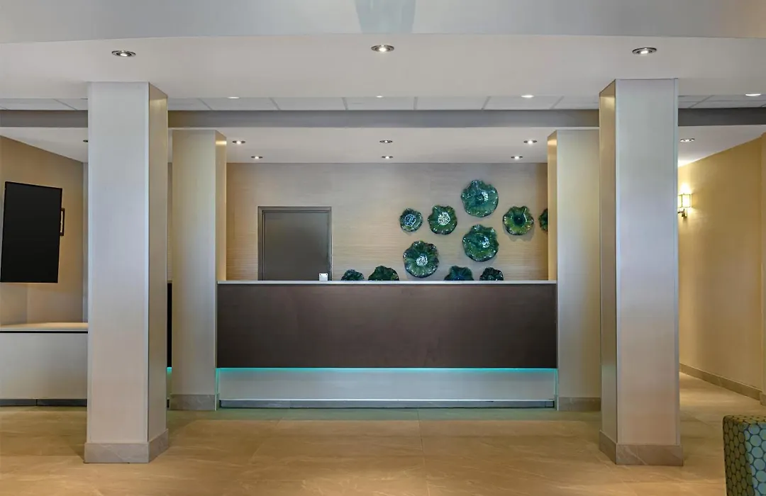 Best Western Plus Dartmouth Hotel&Suites-1