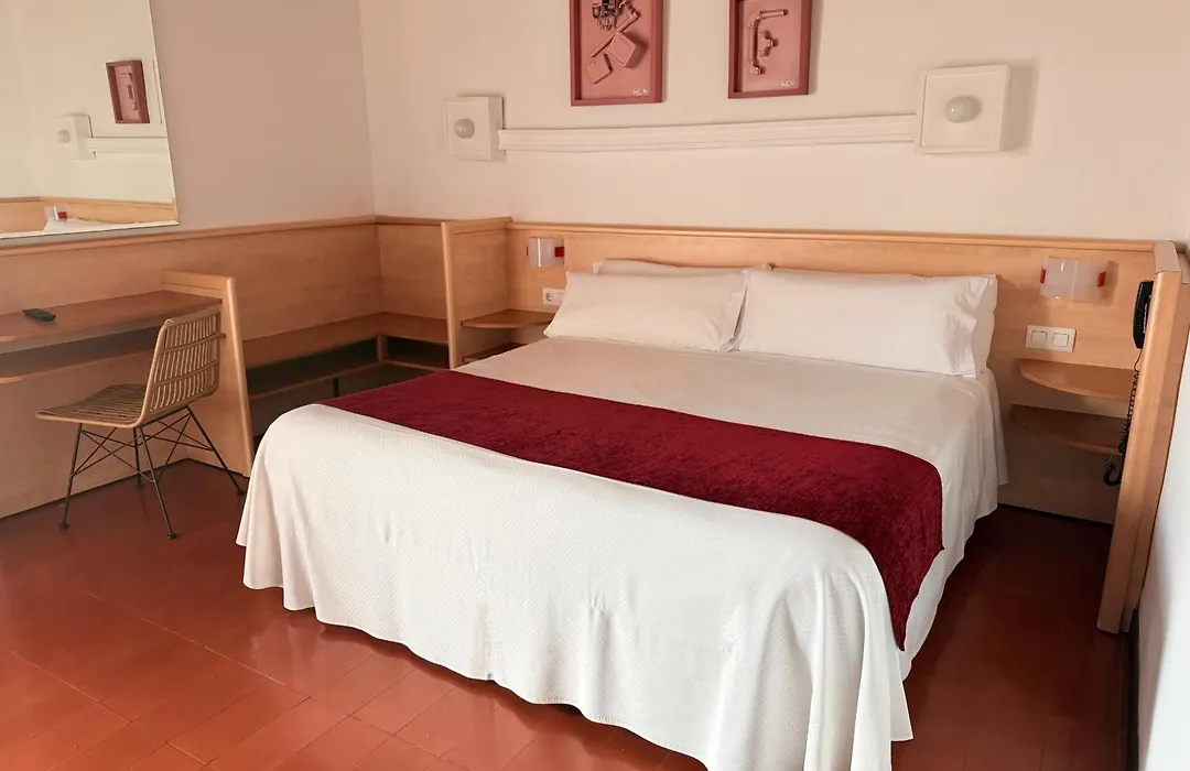 Hotel Xaine Park-1