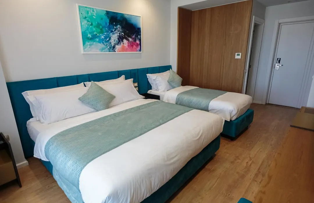 Ames Hotel & Spa-1