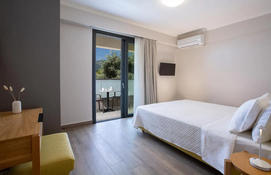 Zisis Suites-1
