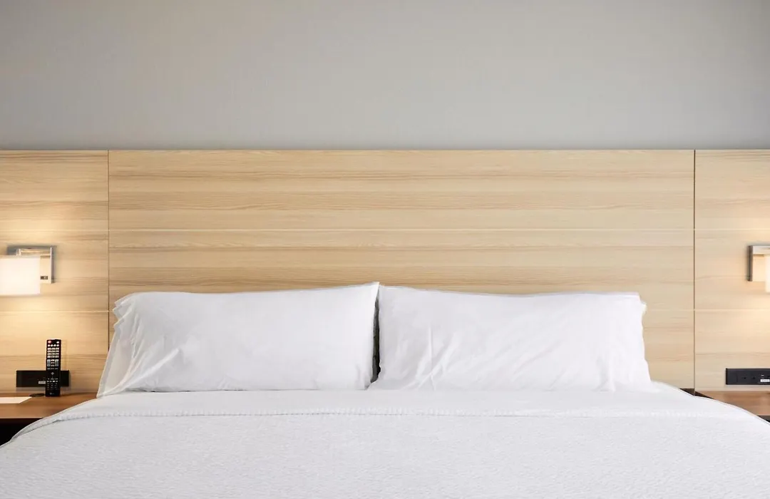 Holiday Inn Express Hotel & Suites Milwaukee Airport By Ihg-1