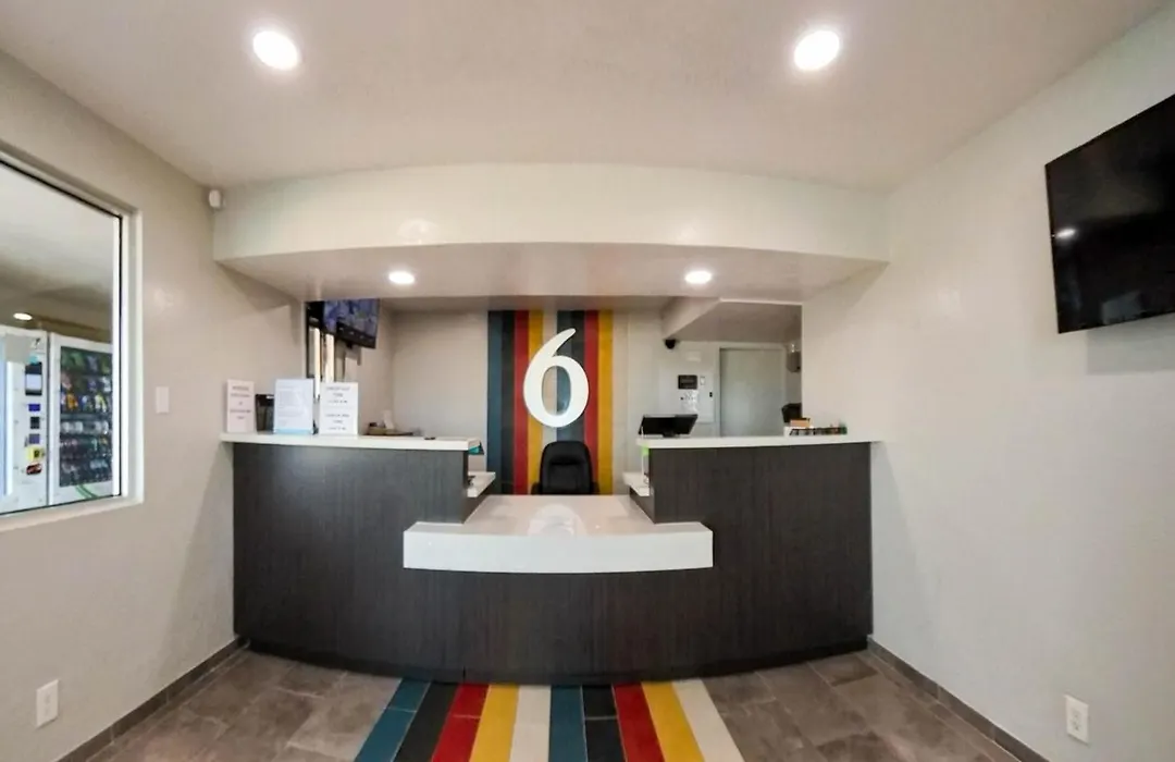 Motel 6-Conroe, Tx-1