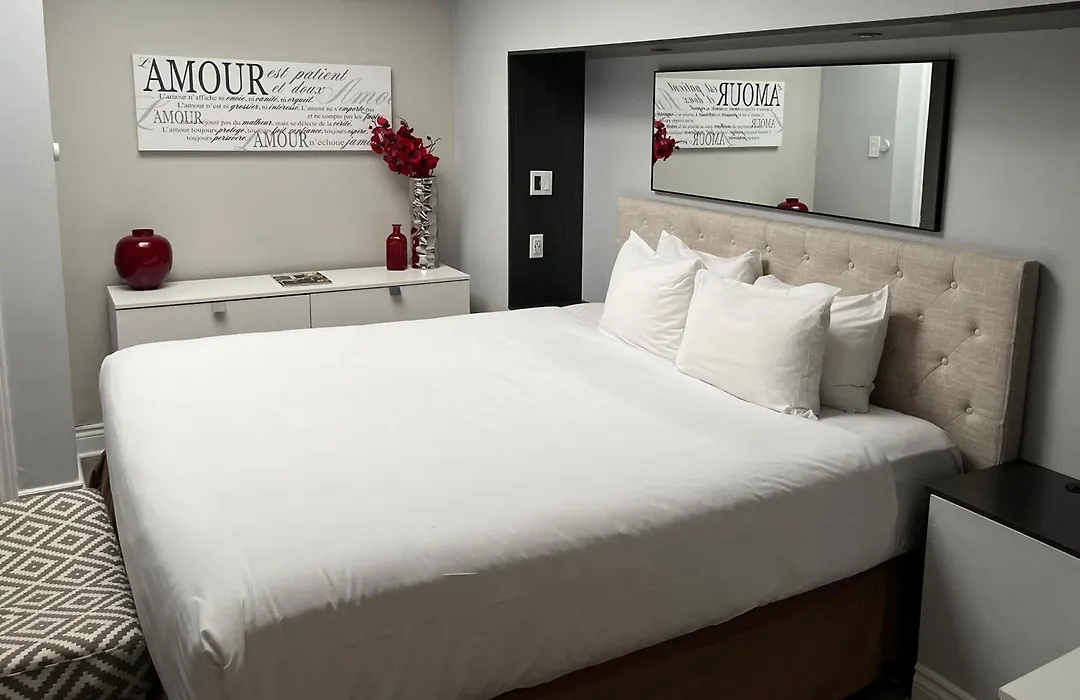 Travelodge By Wyndham Quebec City Hotel & Convention Centre-1