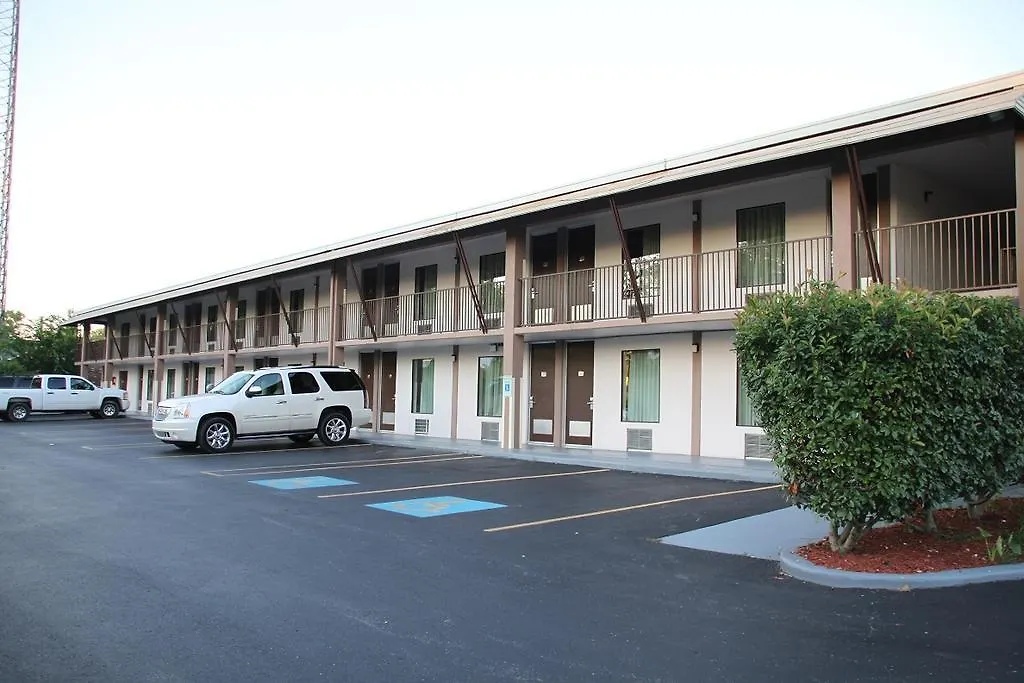 Shelbyville Inn - Shelbyville, Tn 37160-1