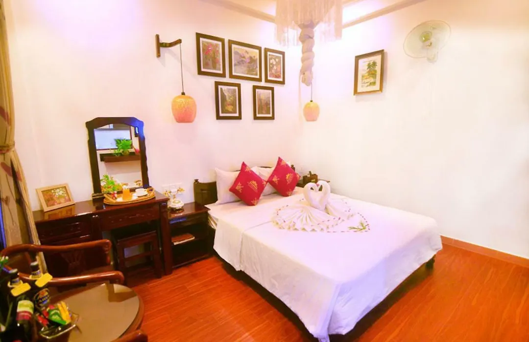 Nhi Nhi Hotel-1