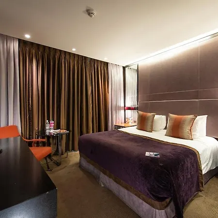 Crowne Plaza London Battersea-2