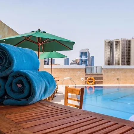 Crystal Plaza Al Majaz Hotel-2